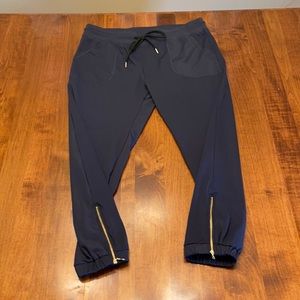 Zyia joggers